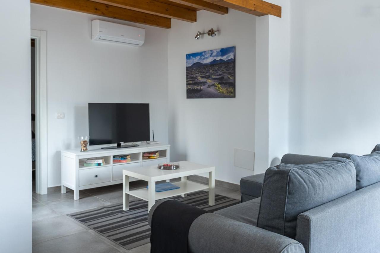 Luxury Casa Playa Roca Bord De Mer Costa Teguise Esterno foto
